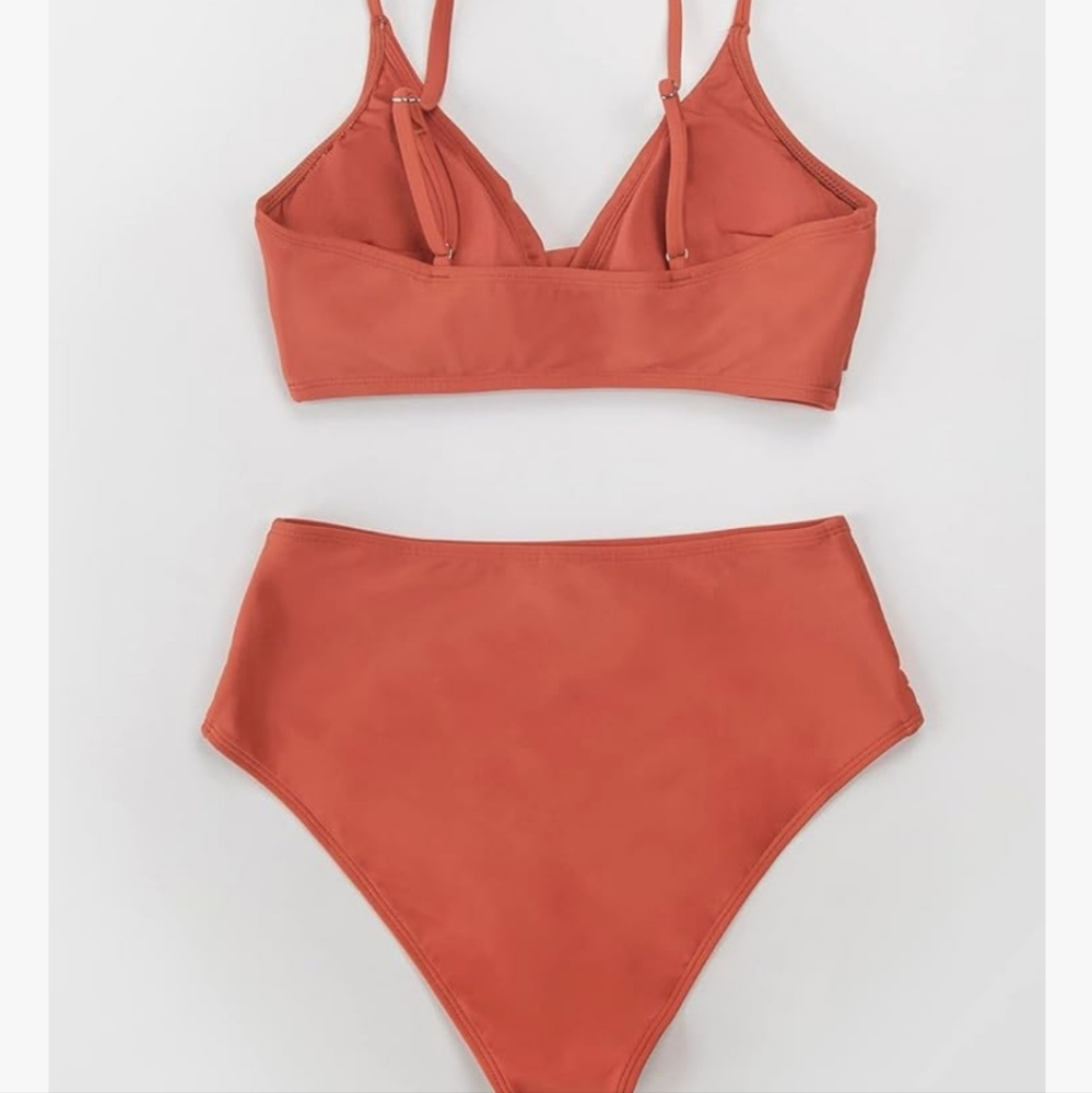 Cupshe Marsala High Waisted Twisted Bathing Suit Bikini Bottom - Picture 4 of 4